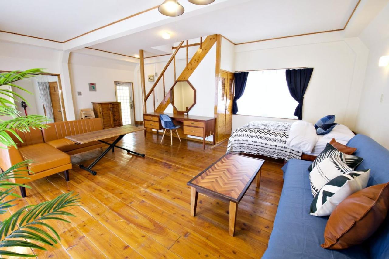 Apartament にらい恩納　一本松 Onna Zewnętrze zdjęcie