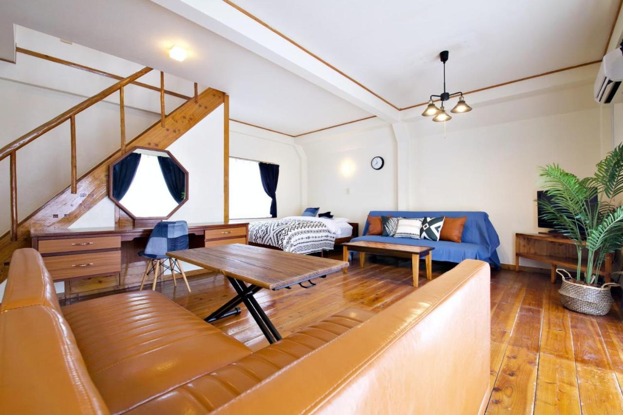 Apartament にらい恩納　一本松 Onna Zewnętrze zdjęcie